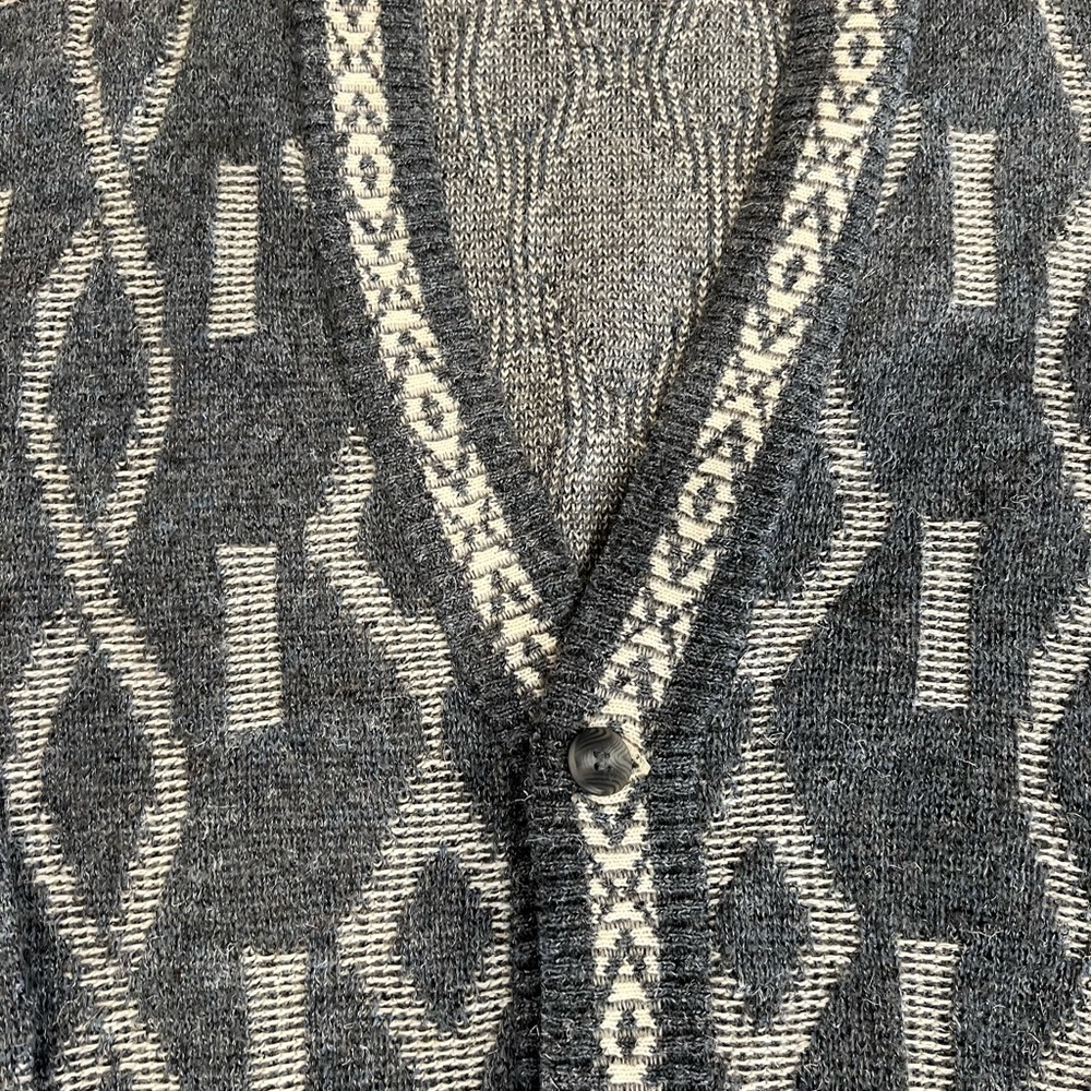 Vintage Patterned Cardigan, Kensington Brand, Made in Italy, V-Neck - Picture 6 of 9